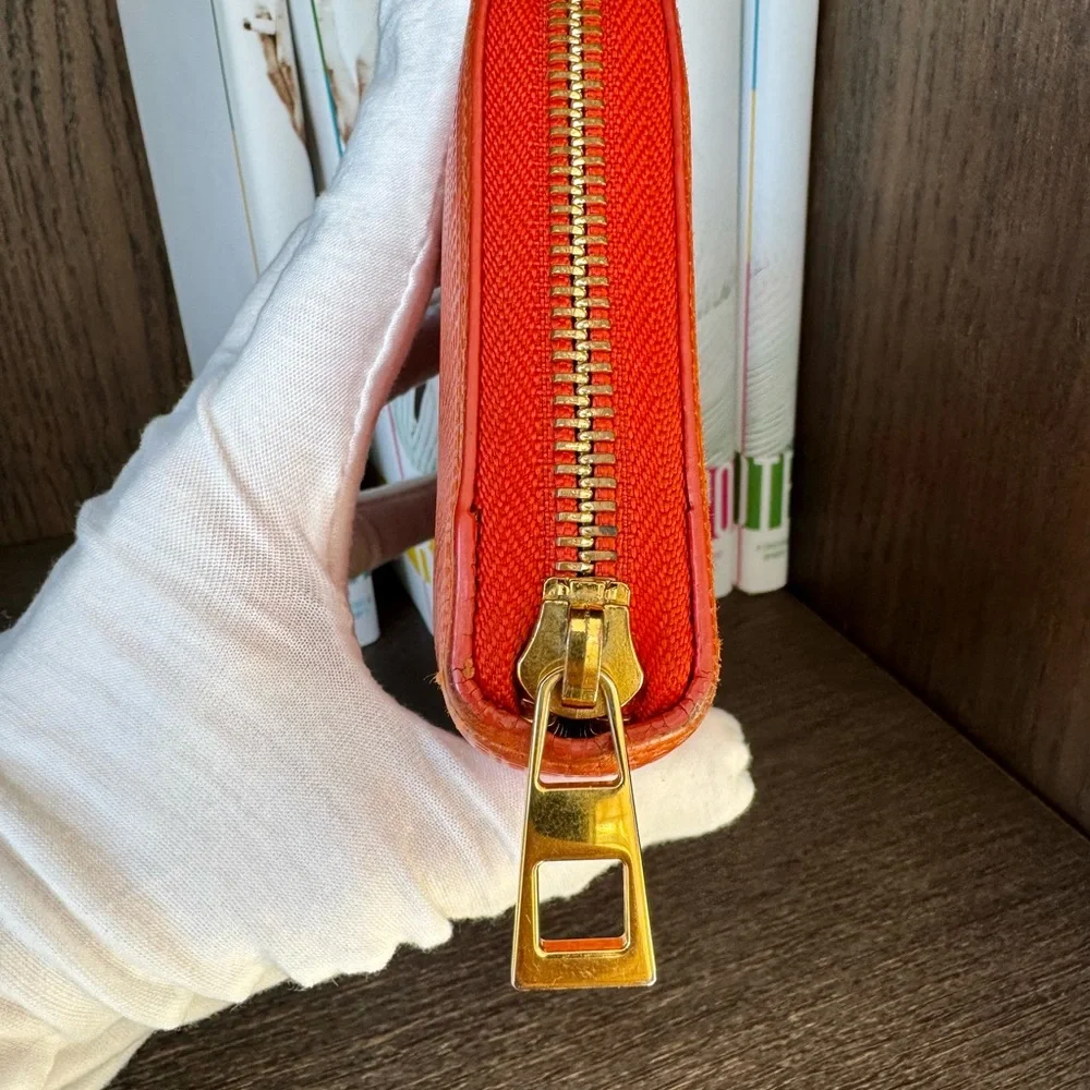 Rare Loewe Goya 4 Textured Anagram Zippy Wallet - Picture 3 of 10